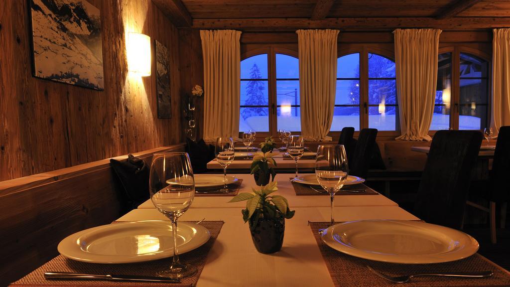 Hotel Des Alpes Superieur 格施塔德 外观 照片