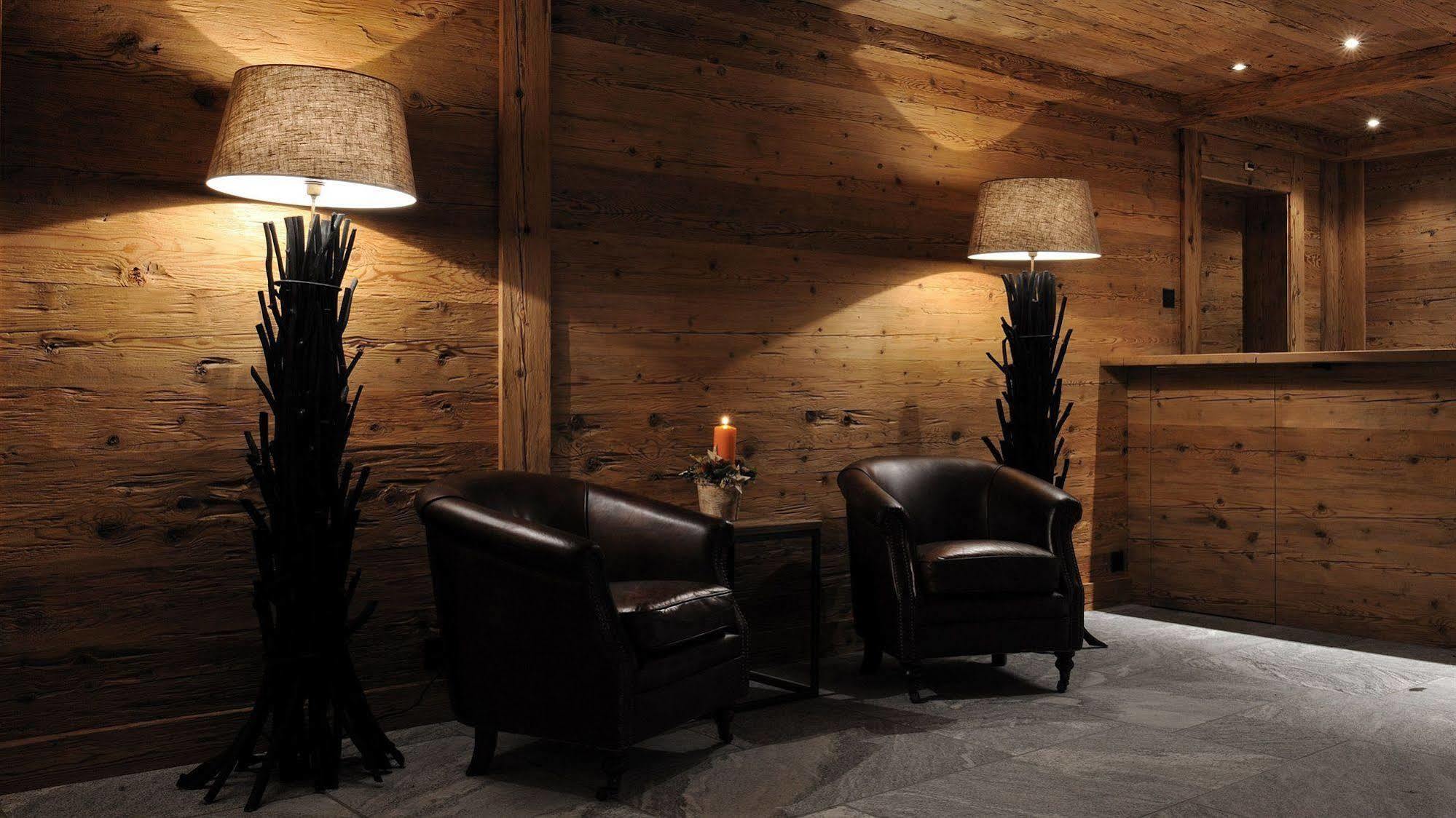 Hotel Des Alpes Superieur 格施塔德 外观 照片